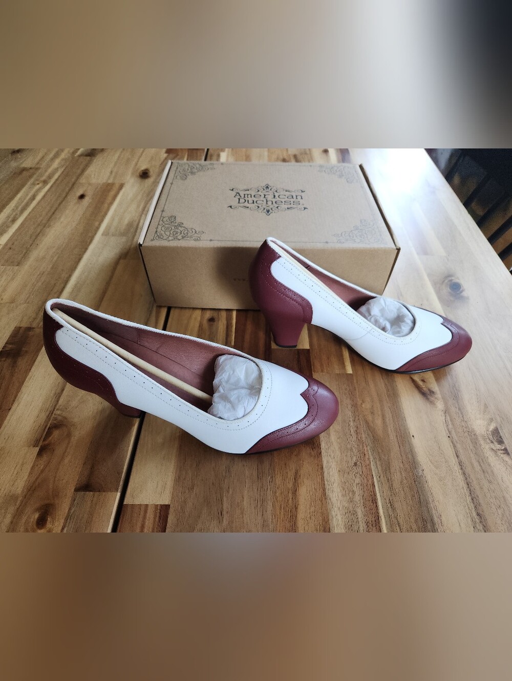 American Duchess Peggy 1940s Leather Spectator Pumps in Oxblood / White - Picture 4 of 7